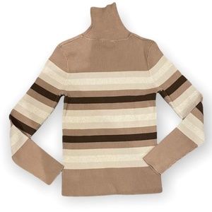 Neutral Striped Turtleneck. 100% Cotton <3